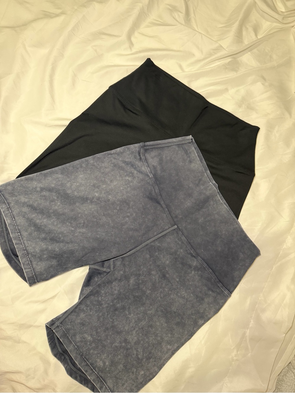 Women High-Waist Leggings and Biker Shorts Set - Black & Washed Blue